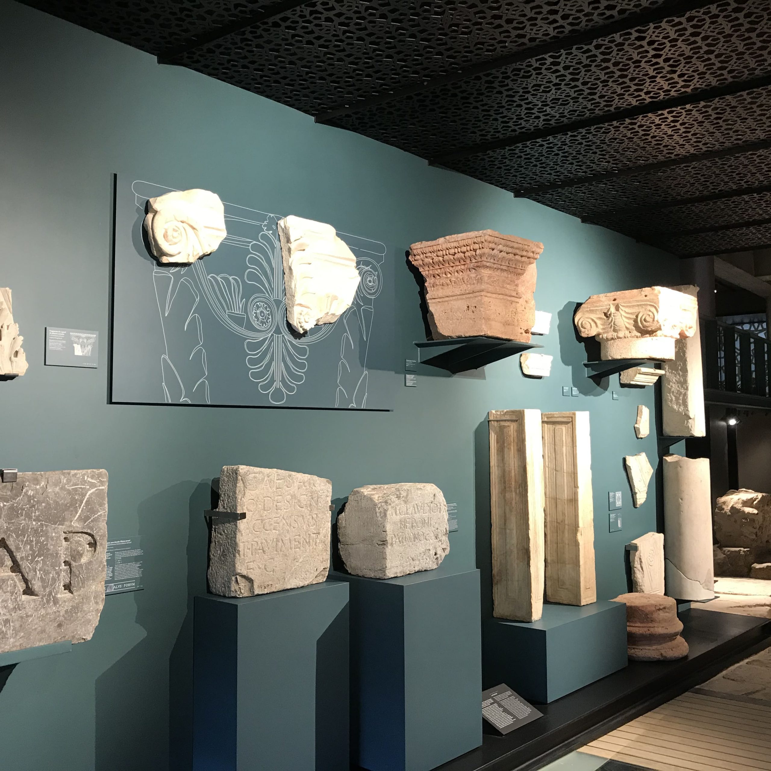 Diseño expositivo para piezas arquitéctonicas del Museo del Foro romano del Molinete