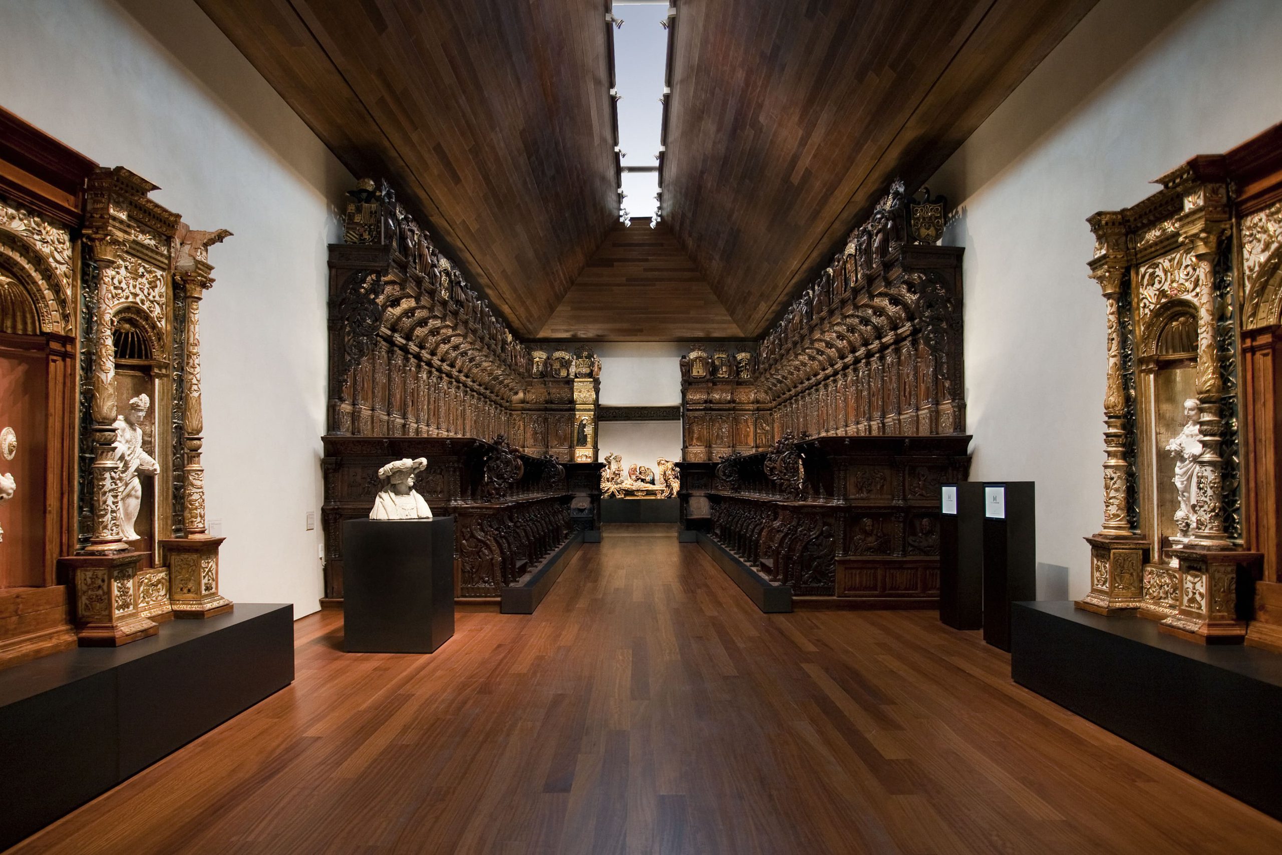 Sala de exposiciones en el Museo Nacional de Escultura